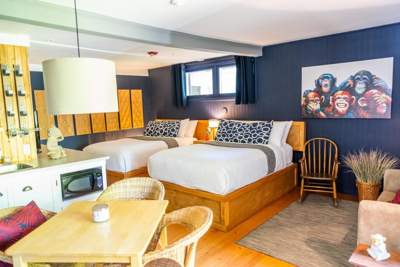Motel Lighthouse And 4*